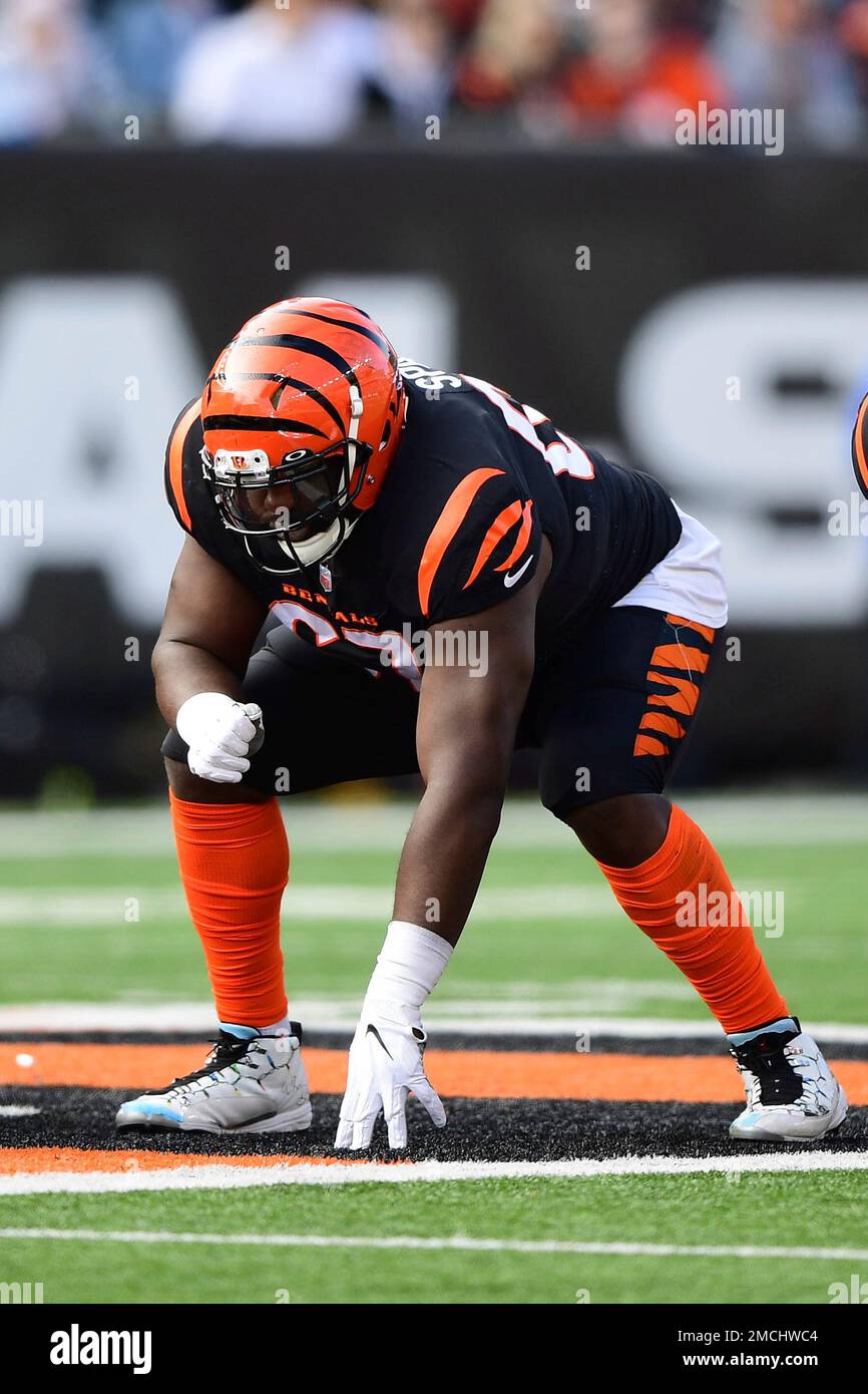 Cincinnati Bengals guard Quinton Spain (67) lines up for the play during an  NFL football game against the Baltimore Ravens, Sunday, Dec. 26, 2021, in  Cincinnati. (AP Photo/Emilee Chinn Stock Photo - Alamy