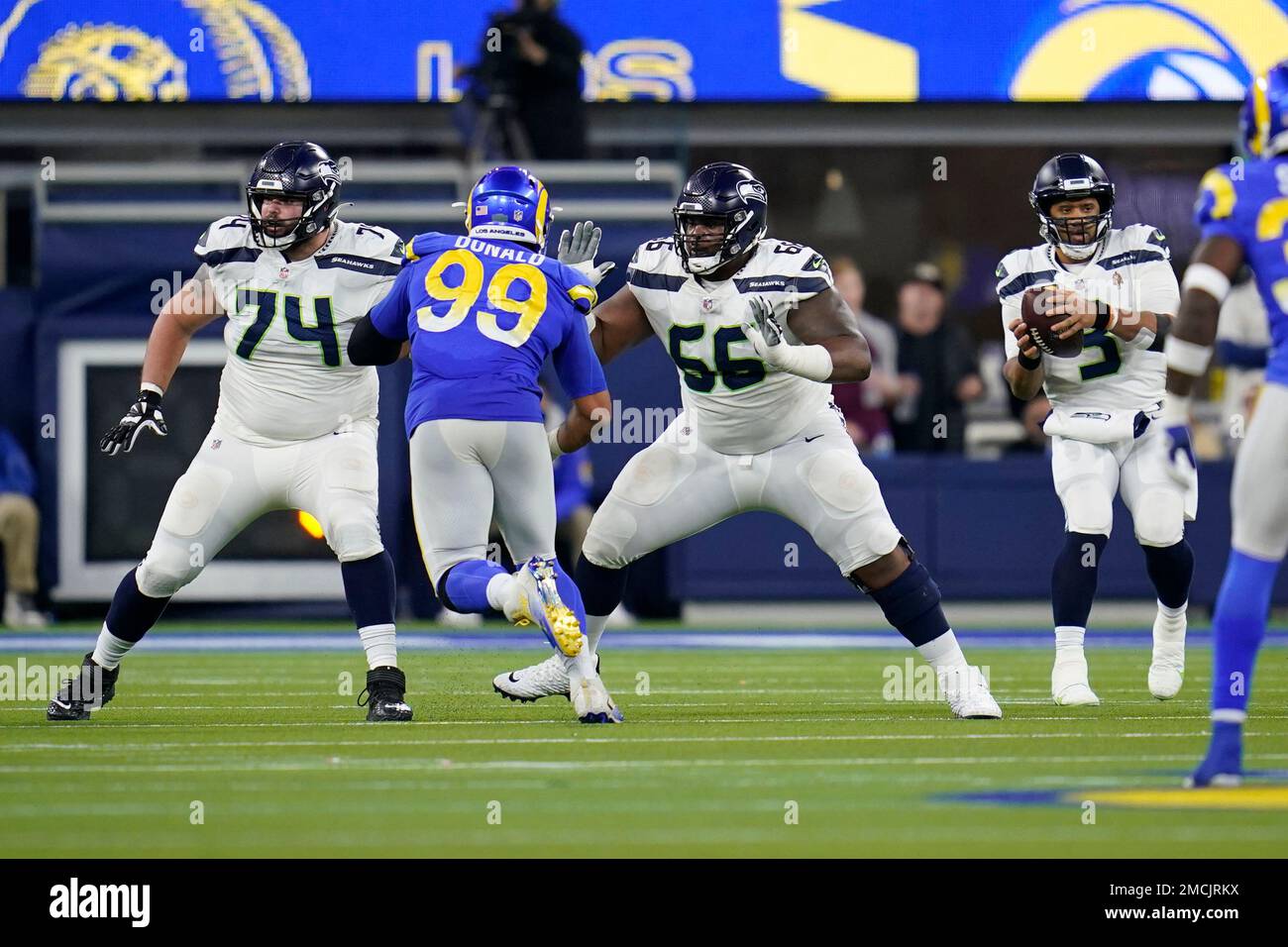 Seattle Seahawks guard Phil Haynes warms up before an NFL football game  against the Tampa Bay Buccaneers, Sunday, Nov. 13, 2022, in Munich,  Germany. (AP Photo/Gary McCullough Stock Photo - Alamy