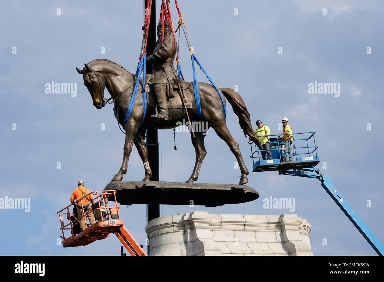 FILE Crews remove one of the country's largest remaining monuments to