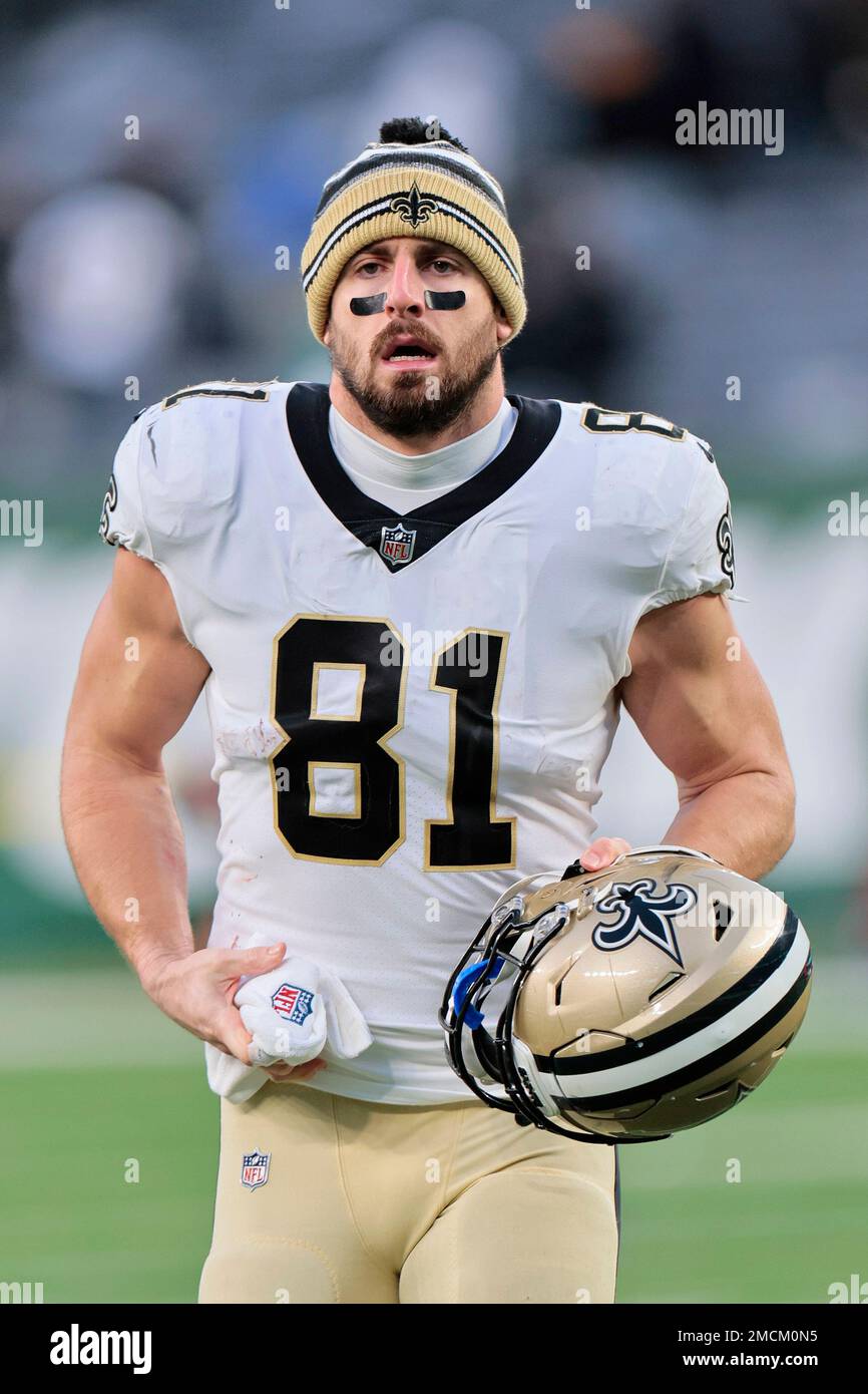 New Orleans Saints tight end Nick Vannett (81) walks off the field