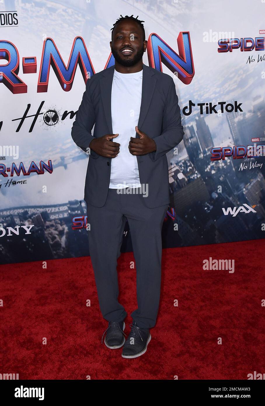 Hannibal Buress arrives at the premiere of "SpiderMan No Way Home" at