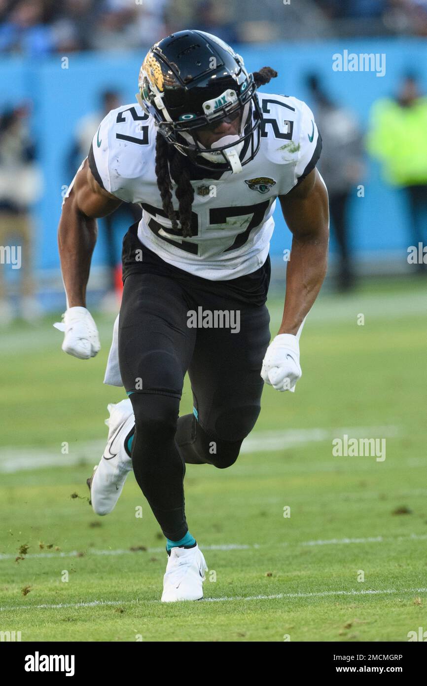 December 18, 2022: Jacksonville Jaguars cornerback CHRIS CLAYBROOKS (6)  makes a catch at warm ups during the Jacksonville Jaguars vs Dallas Cowboys  NFL game at TIAA Bank Field Stadium in Jacksonville, Fl