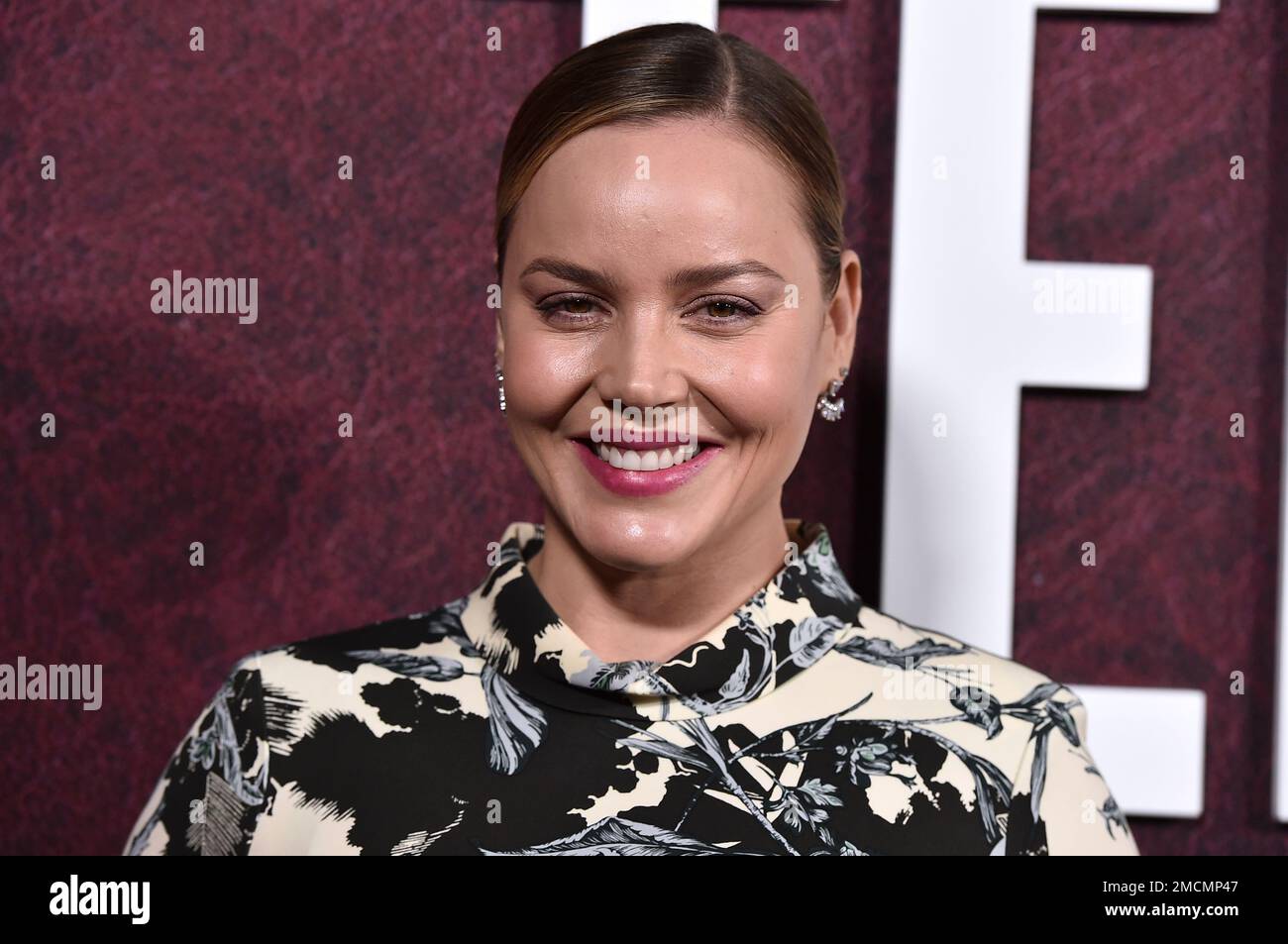 Abbie Cornish arrives at the premiere of 