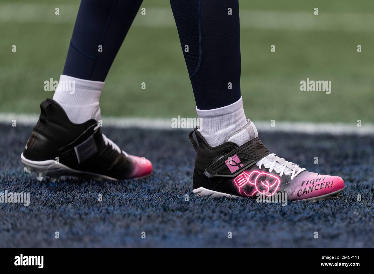 seahawks football cleats