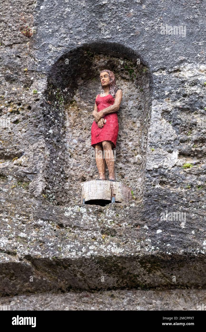 'Woman in the Rock' Frau im Fels by Stephan Balkenhol, Toscaninihof, Salzburg, Austria Stock Photo