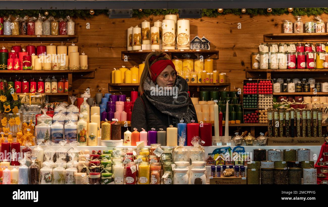 German christmas market cake hi-res stock photography and images - Alamy
