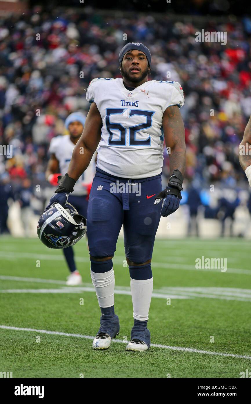 FOXBOROUGH, MA - NOVEMBER 28: Tennessee Titans offensive guard Aaron Brewer  (62) during a game between the New England Patriots and the Tennessee  Titans on November 28, 2021, at Gillette Stadium in