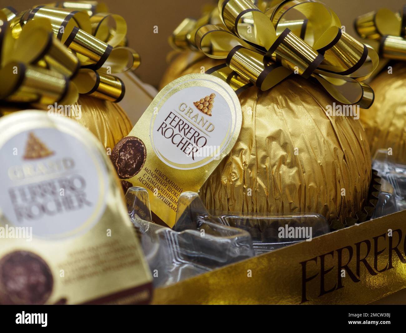 Rocher chocolate hi-res stock photography and images - Page 6 - Alamy