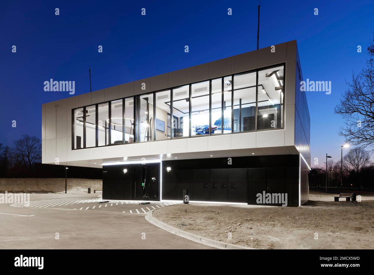 First Audi Charging Hub, six covered HPC charging spaces, fast charging