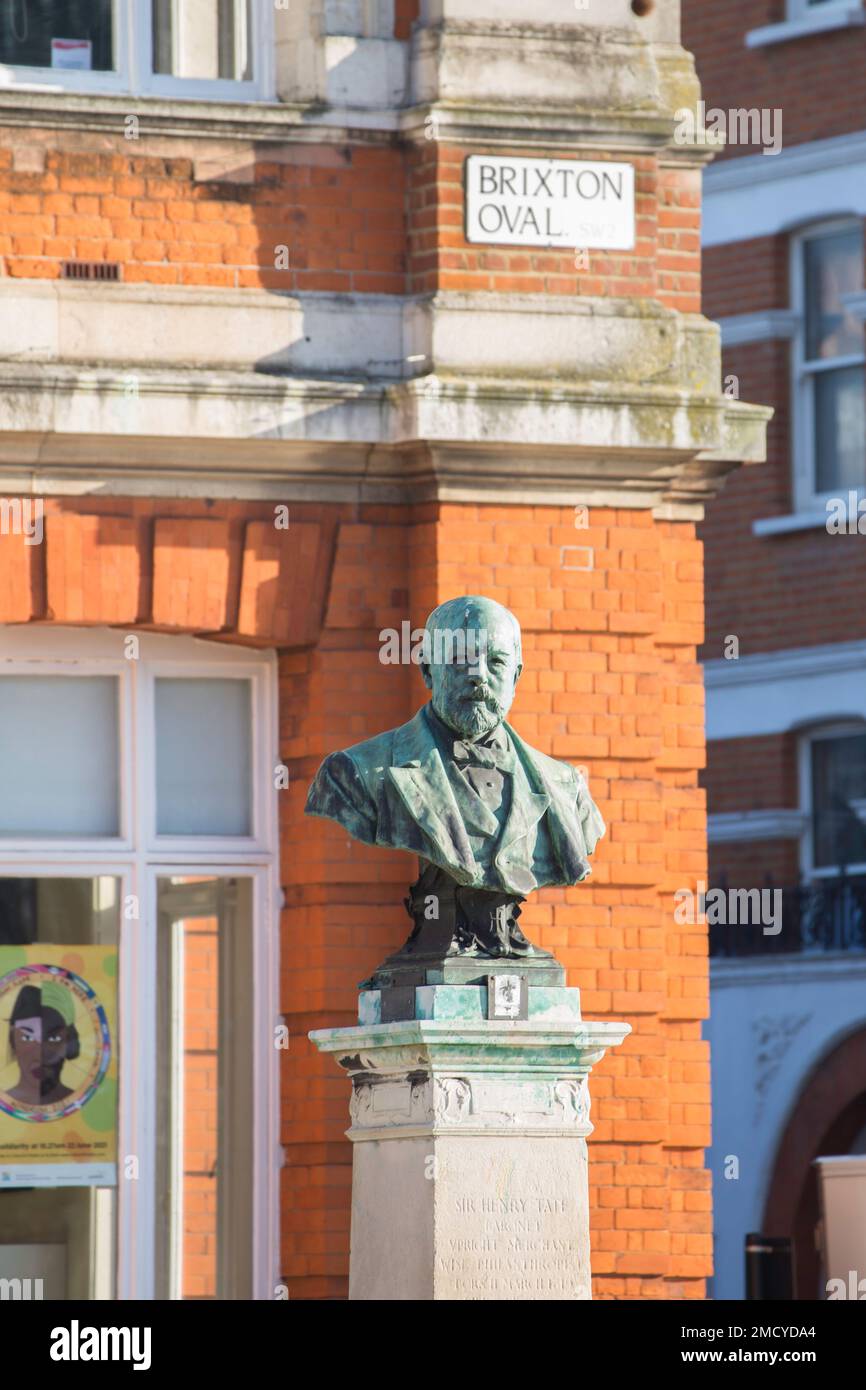 Brixton Oval Statue and Library London Stock Photo Alamy
