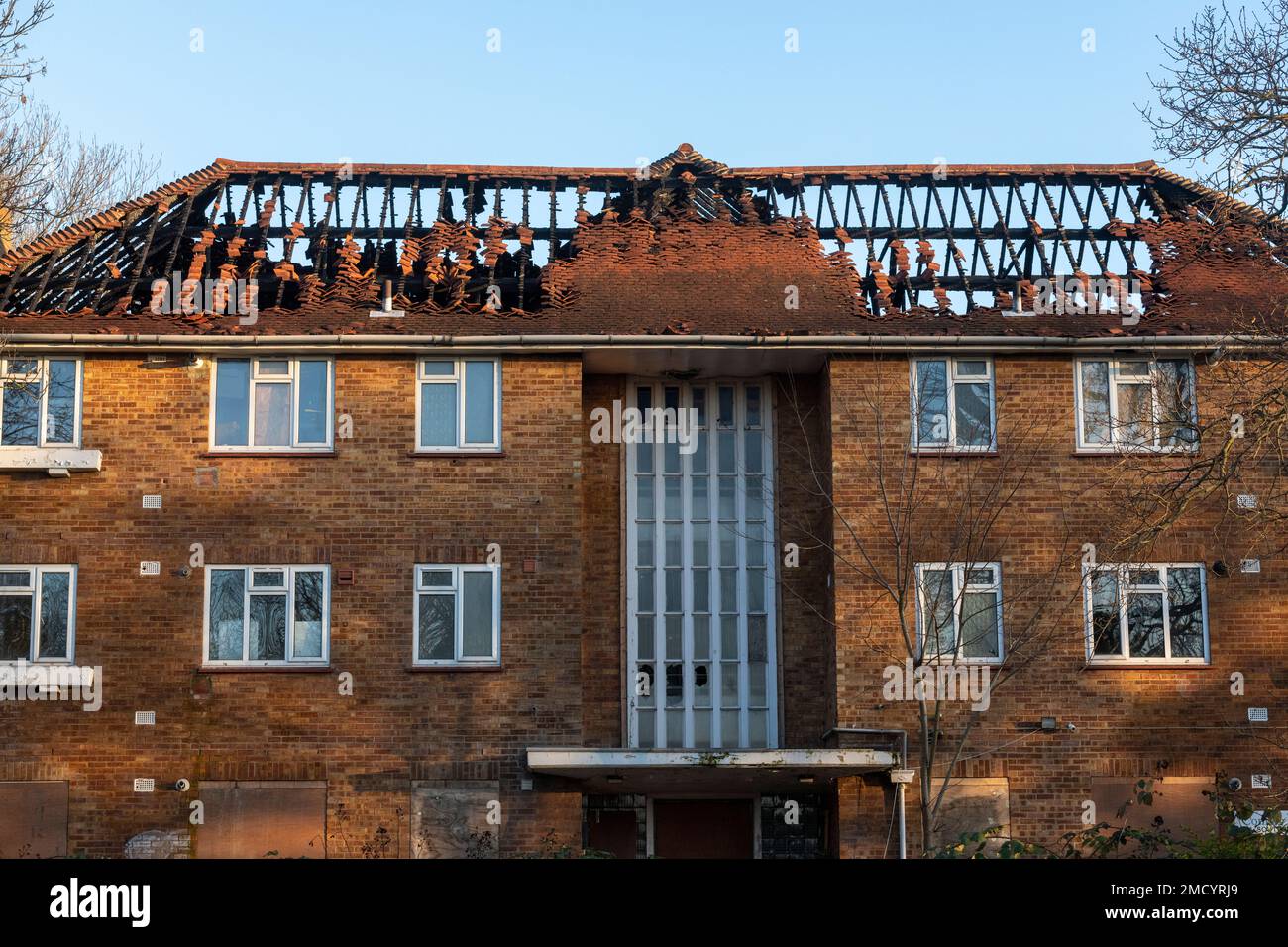 The remains of an apartment building which has been destroyed by fire, Southend Road, Beckenham, London, UK.  21 Jan 2023 Stock Photo