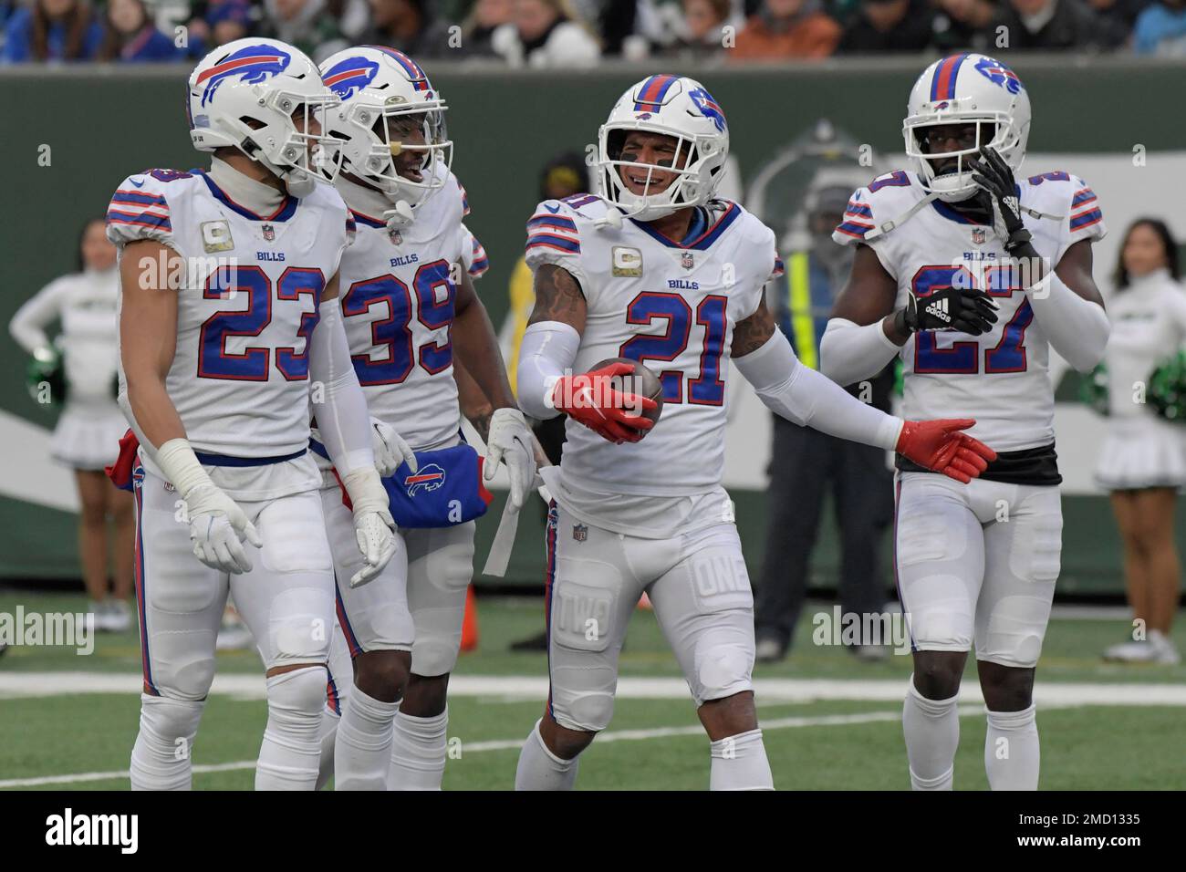 East Rutherford, New Jersey, USA. 8th Sep, 2019. Buffalo Bills free safety Jordan  Poyer (21) reacts to New York Jets fans after a NFL game between the  Buffalo Bills and the New