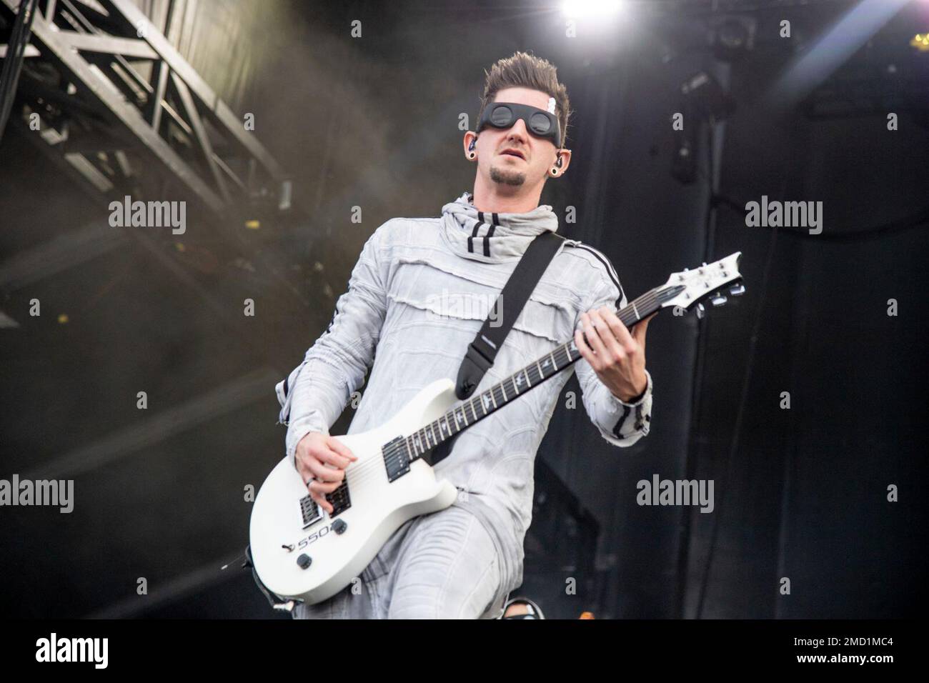Brock Richards of Starset performs at to Rockville at Daytona