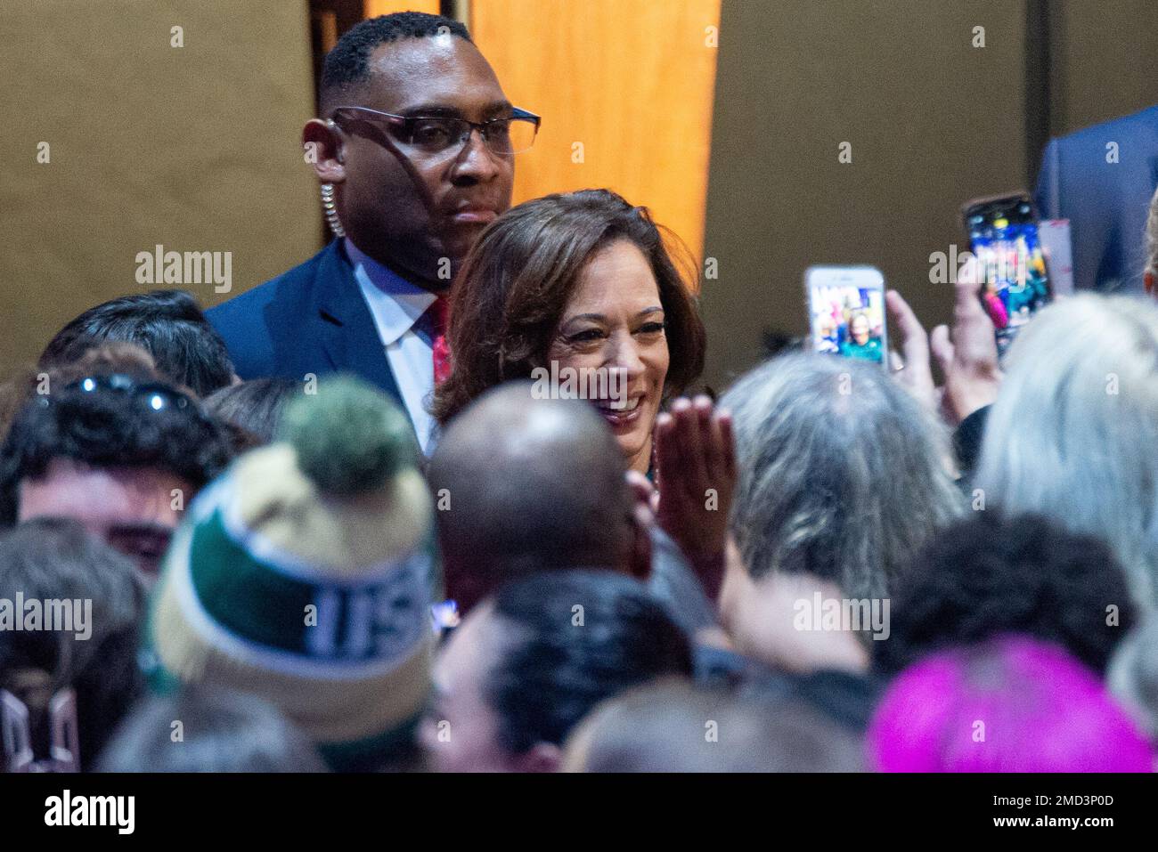 Tallahassee, United States. 22nd Jan, 2023. U.S. Vice President Kamala Harris greets the crowd after delivering remarks to commemorate the 50th Anniversary of Roe v. Wade in Tallahassee, Florida on Sunday, January 22, 2023. Photo by Tori Lynn Schneider/ Credit: UPI/Alamy Live News Stock Photo