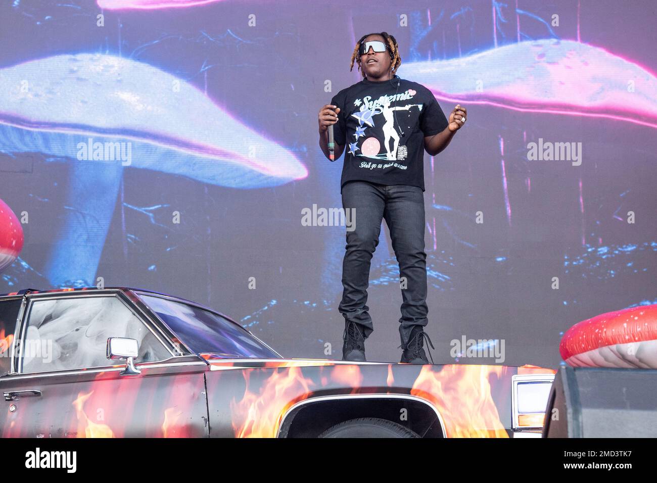 Don Toliver Performs At Day One Of The Astroworld Music Festival On Friday Nov 5 2021 In