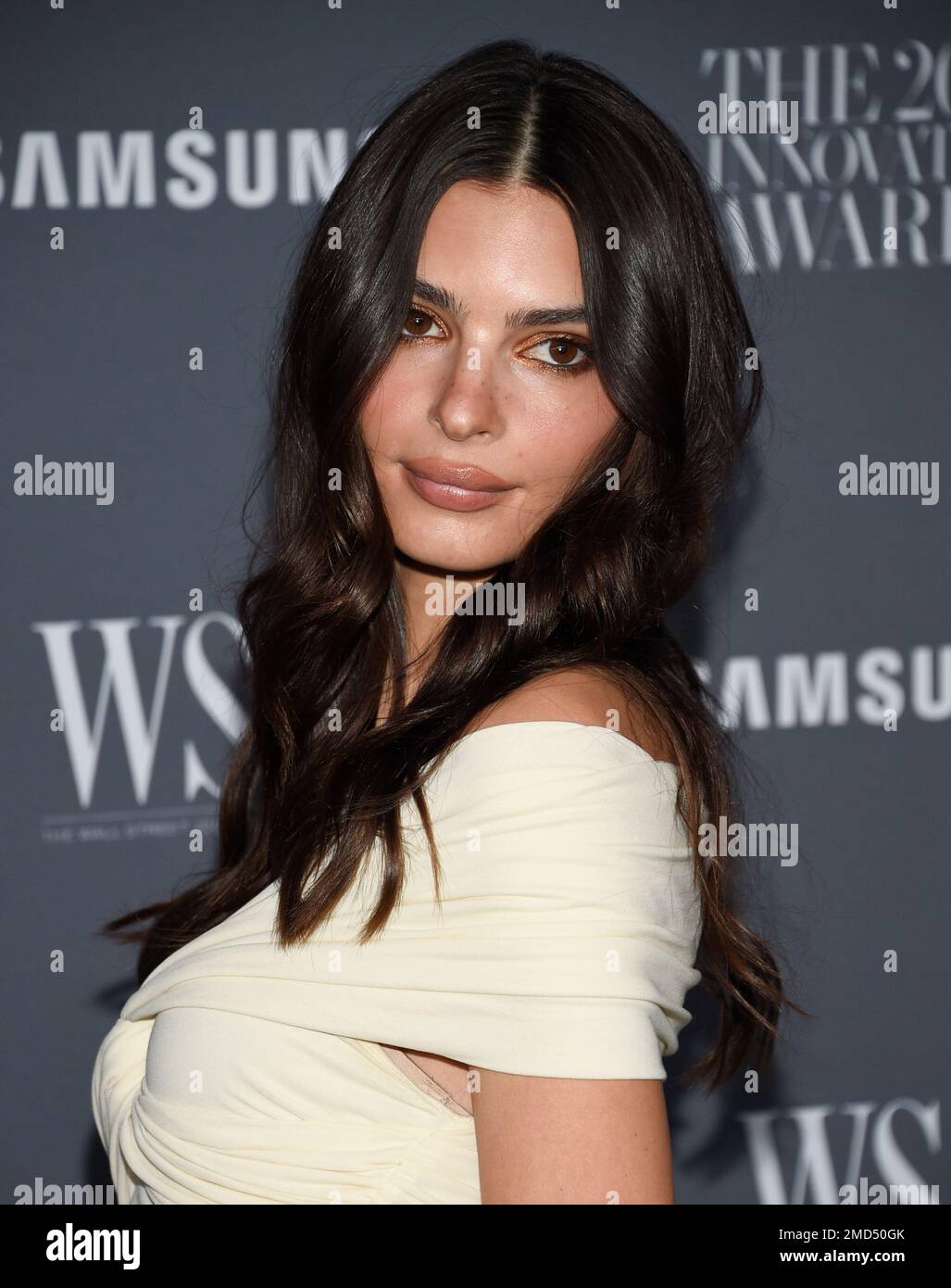 Model Emily Ratajkowski attends the WSJ. Magazine Innovator Awards at
