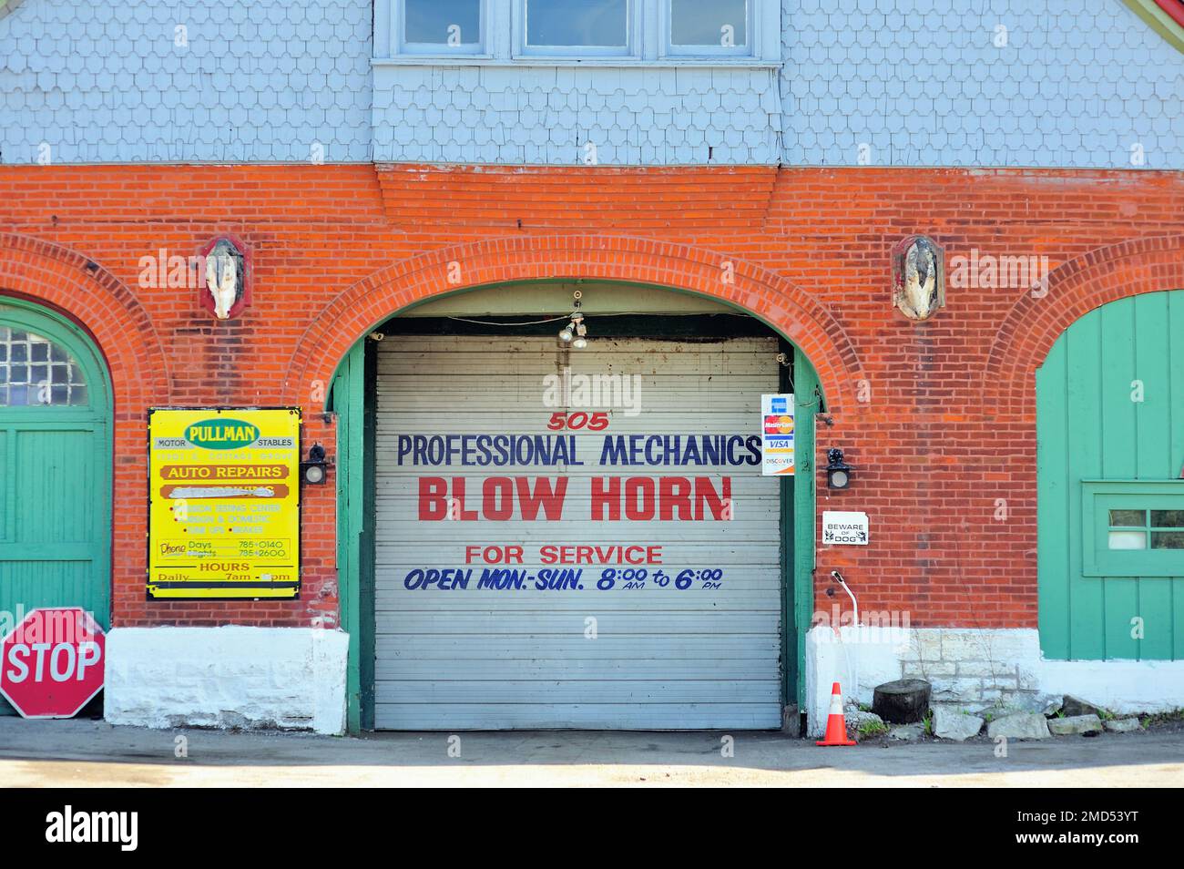 Chicago, Illinois, USA. A very colorful garage in the Pullman neighborhood of city. Stock Photo