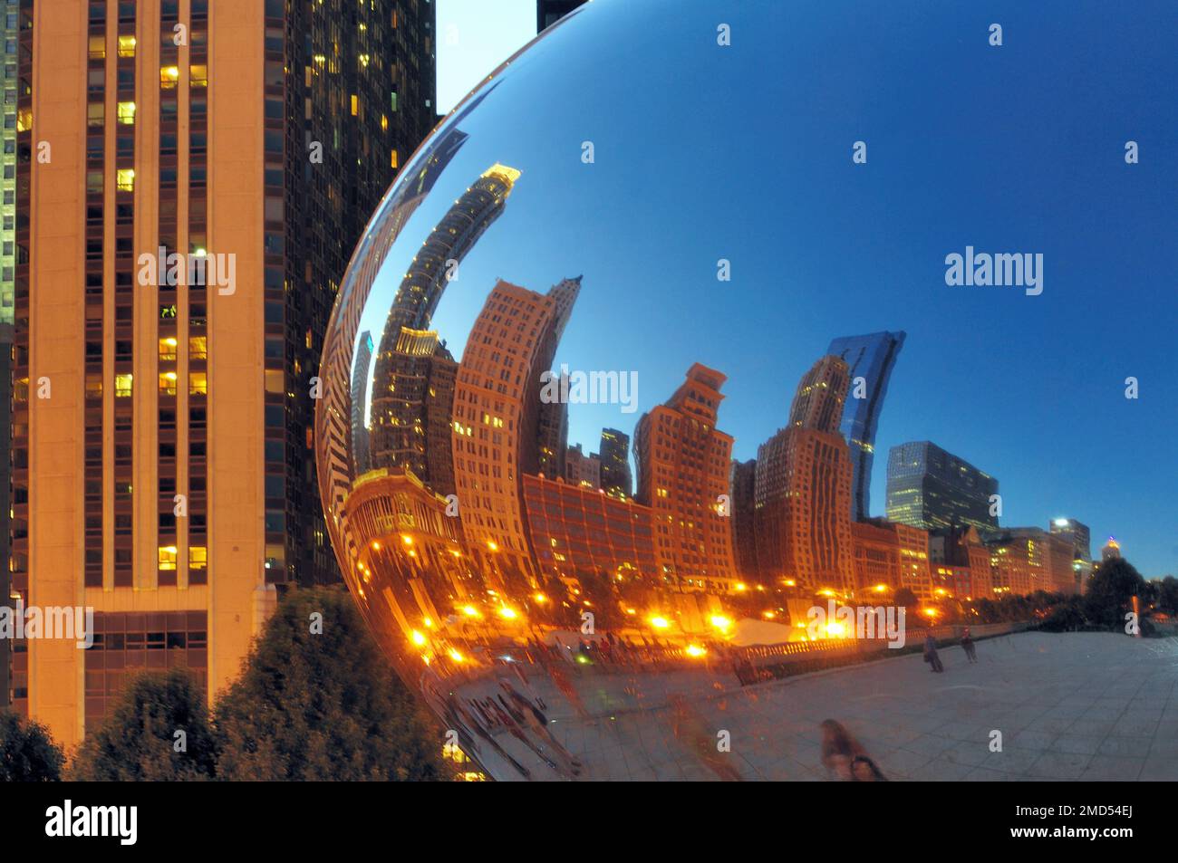 Chicago, Illinois, USA. Cloud Gate (also known as The Bean and The
