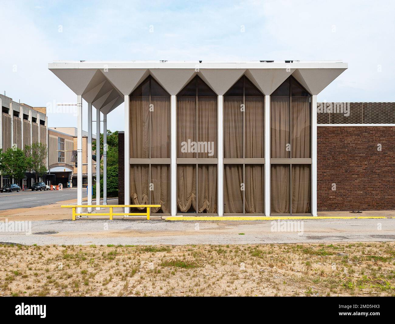 Office building in downtown Clayton Stock Photo Alamy