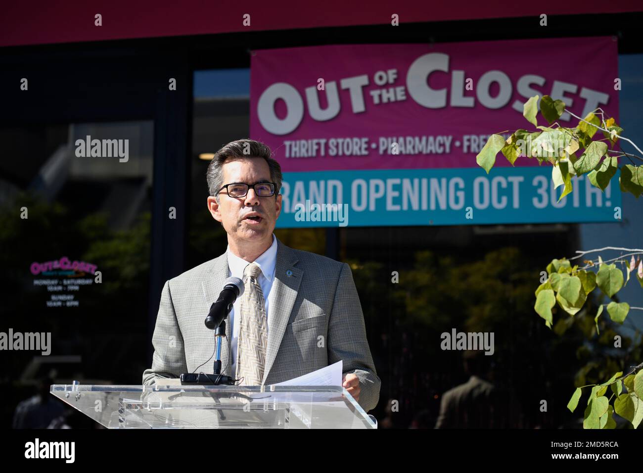 IMAGE DISTRIBUTED FOR AIDS HEALTHCARE FOUNDATION - Stephen Whitburn, San  Diego City Council President Pro Tempore (D-3rd District), addresses the  crowd at a ribbon-cutting and opening ceremony of a new AHF Healthcare