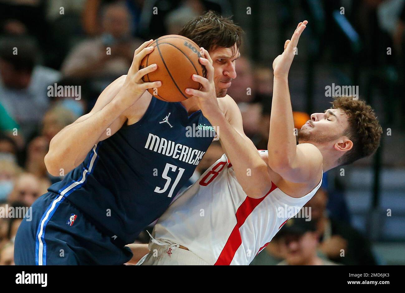 Boban Marjanovic, multiple players and the No. 26 pick headed to