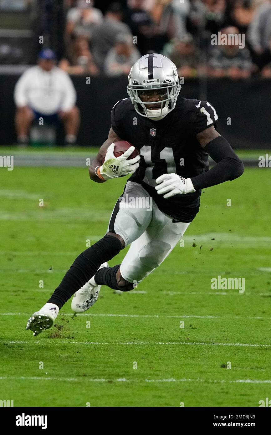 Las Vegas Raiders wide receiver Henry Ruggs III (11) warms up before an NFL  football game again …