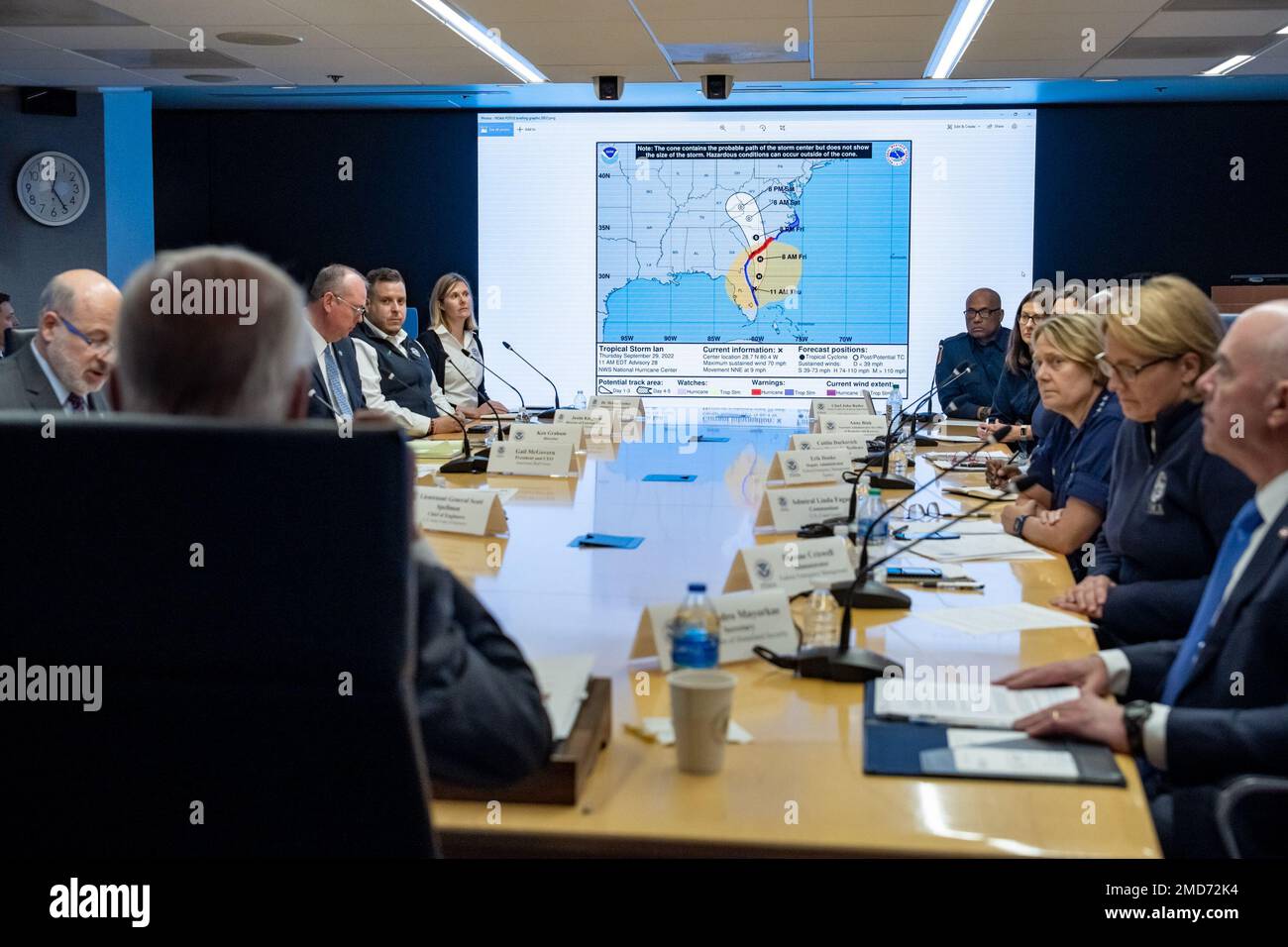 Reportage: President Joe Biden receives a briefing on the impact of Hurricane Ian Thursday, September 29, 2022, at FEMA Headquarters Stock Photo