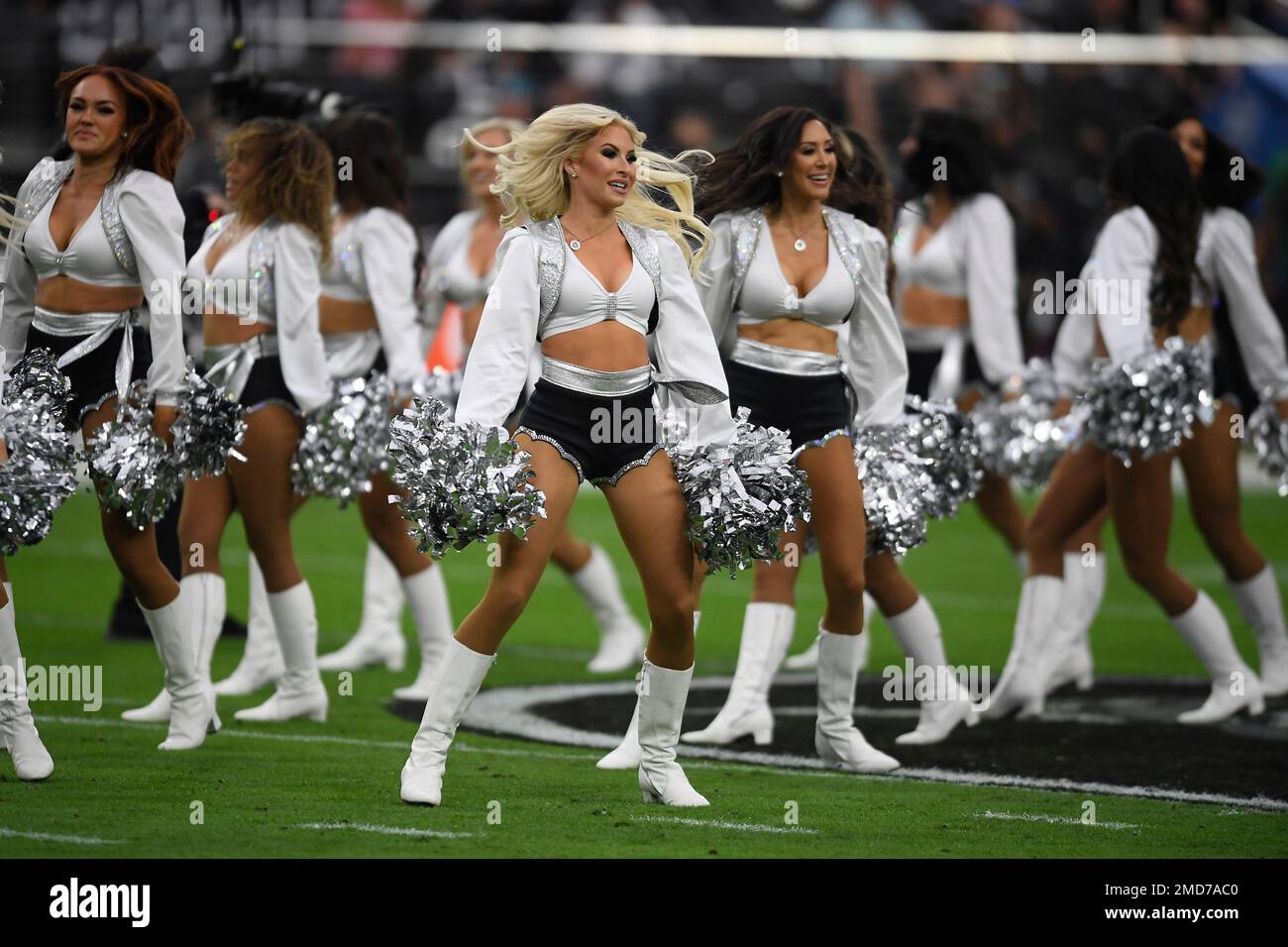 Las Vegas Raiders Cheerleaders Calendar 2025 
