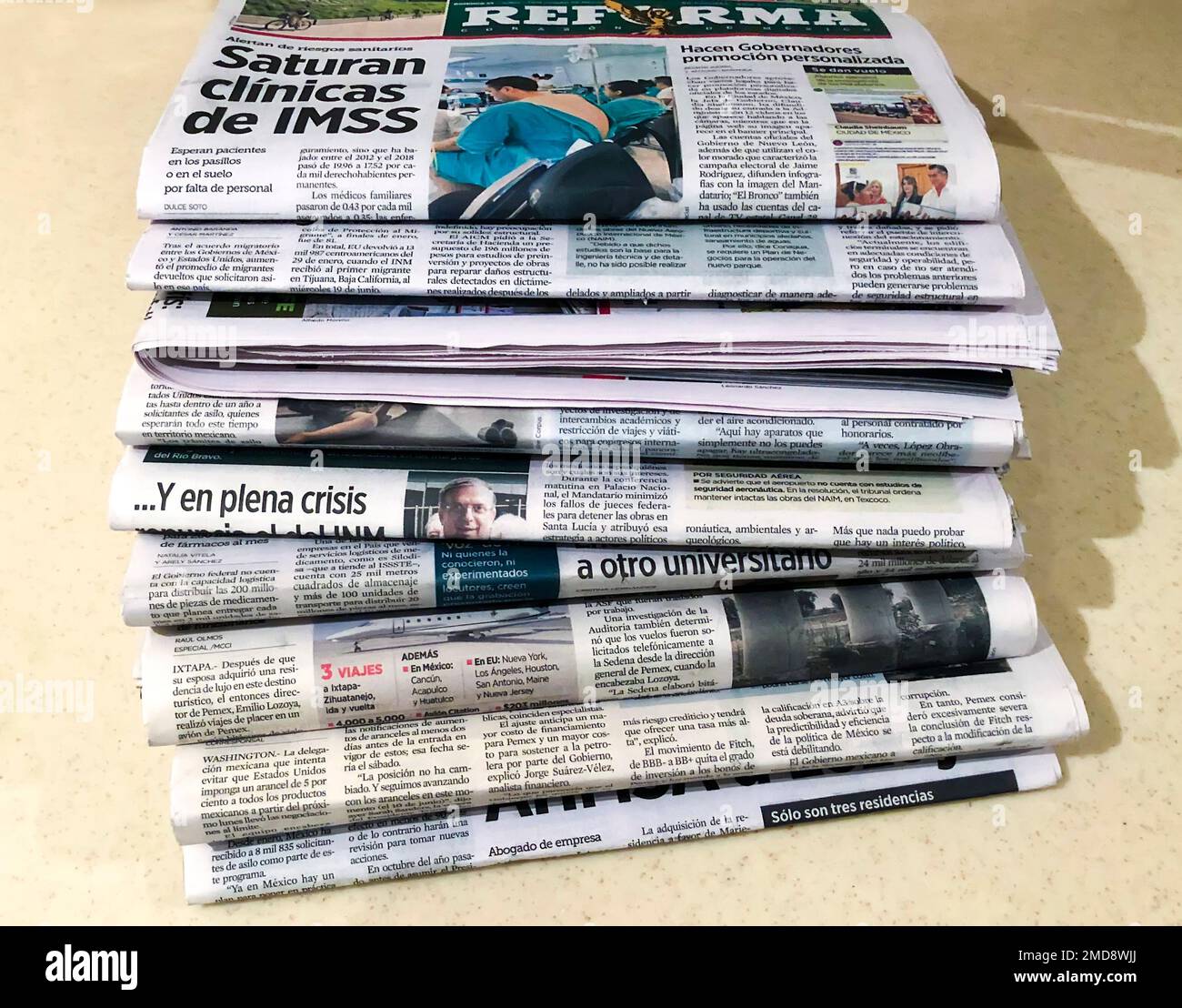 Pile of Spanish-language newspapers Mexico Stock Photo