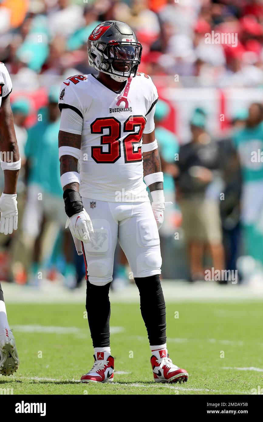 Tampa Bay Buccaneers safety Mike Edwards (32) runs to the ball as he  defends during an NFL football game against the Los Angeles Rams, Sunday,  Nov. 6, 2022 in Tampa, Fla. The