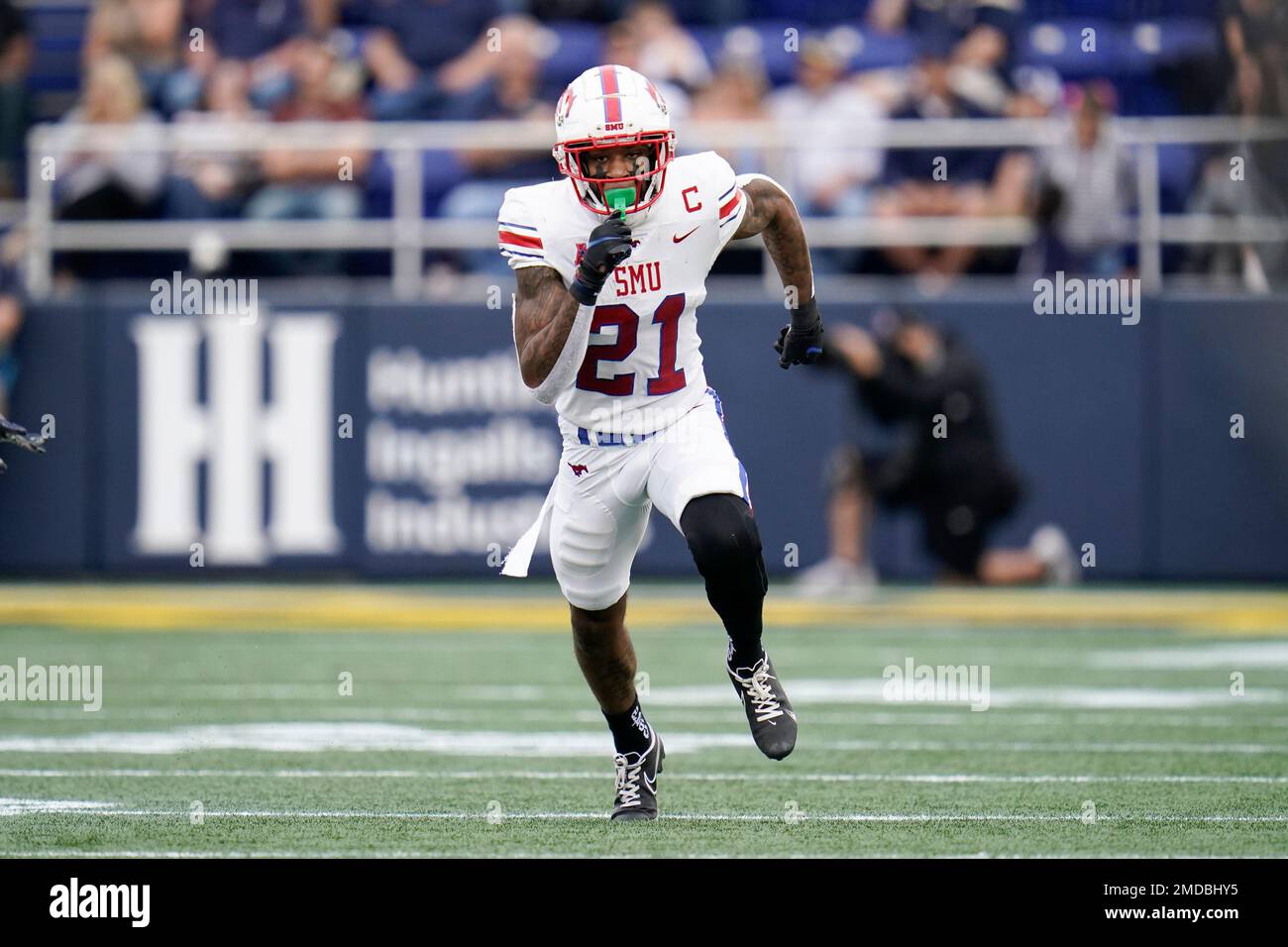 SMU wide receiver Reggie Roberson Jr. runs a route against Navy during the  first half of an NCAA college football game, Saturday, Oct. 9, 2021, in  Annapolis, Md. (AP Photo/Julio Cortez Stock