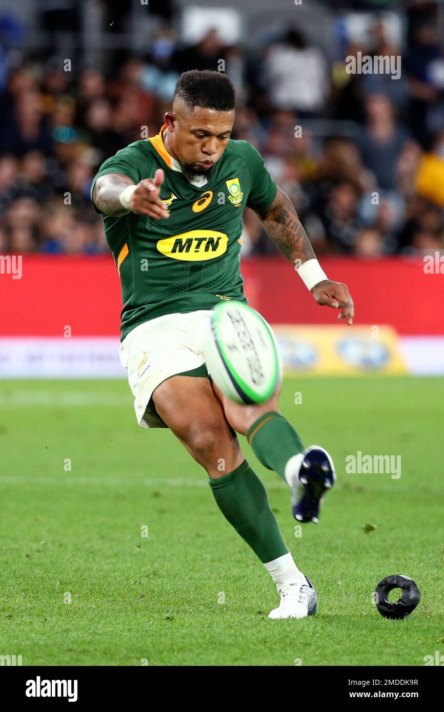 South Africa's Elton Jantjies kicks a late penalty to give the Springboks a  win over New Zealand during their Rugby Championship test match on the Gold  Coast, Australia, Saturday, Oct. 2, 2021. (