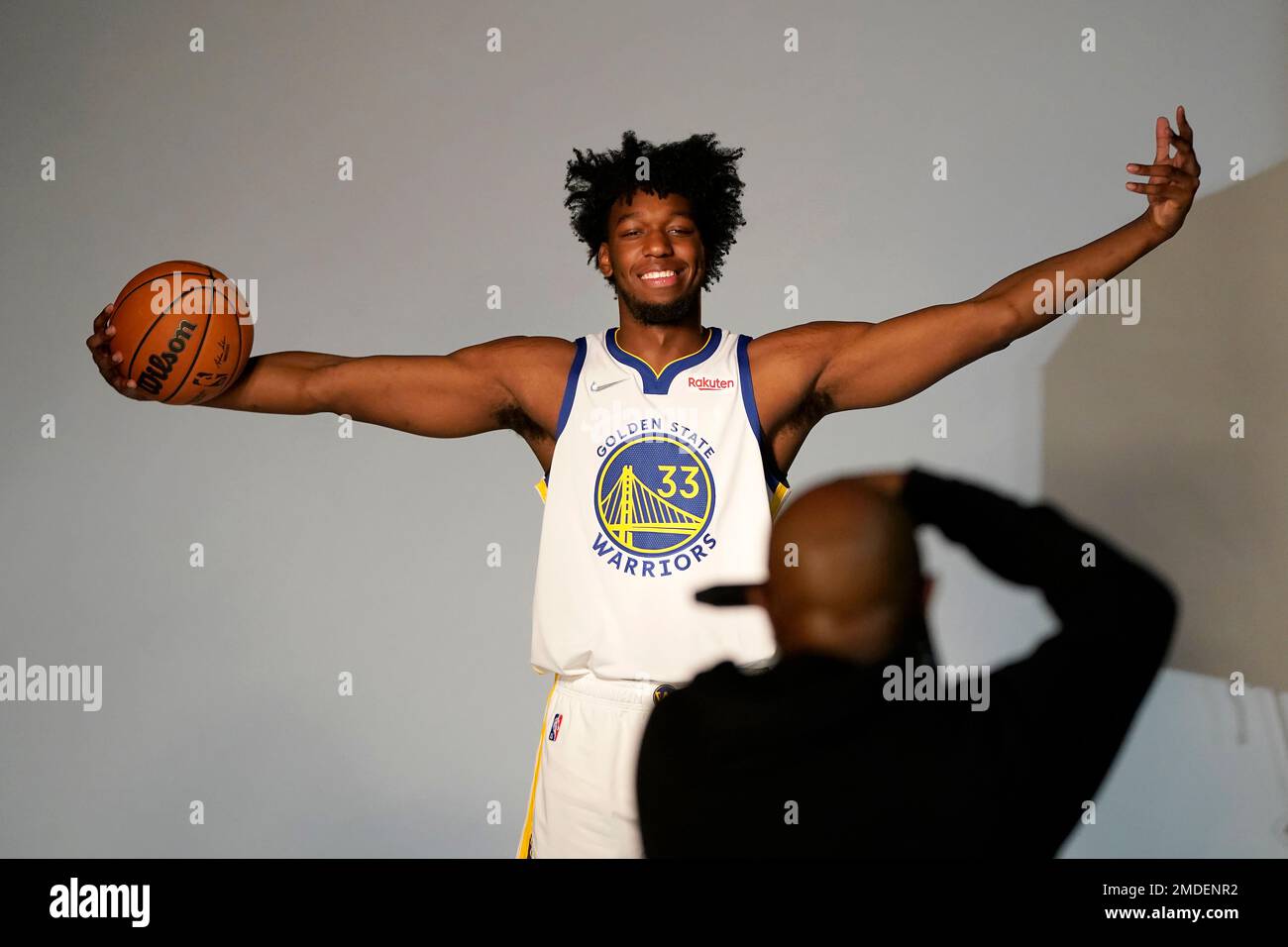 Golden State Warriors center James Wiseman poses for photos during the NBA  basketball team's media day in San Francisco, Monday, Sept. 27, 2021. (AP  Photo/Jeff Chiu Stock Photo - Alamy