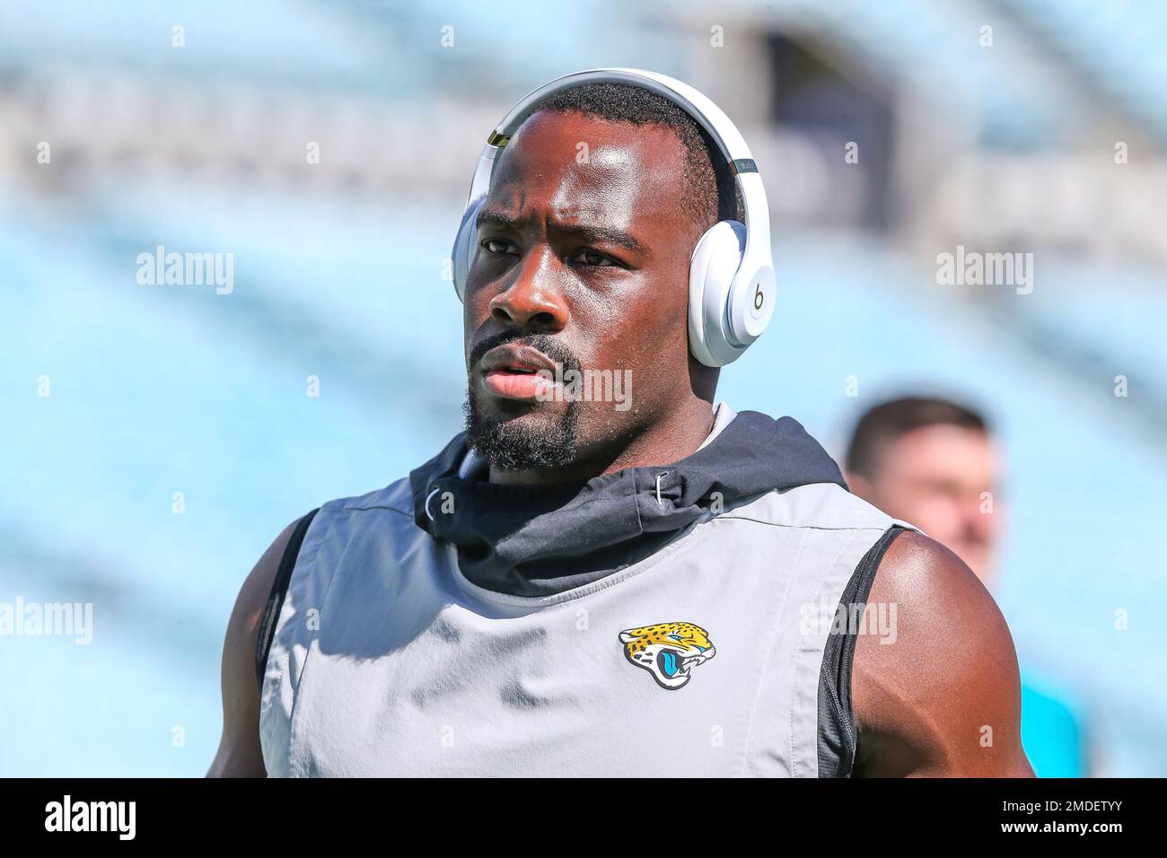 Jacksonville Jaguars tight end Chris Manhertz (84) during a drill before an  NFL football game against