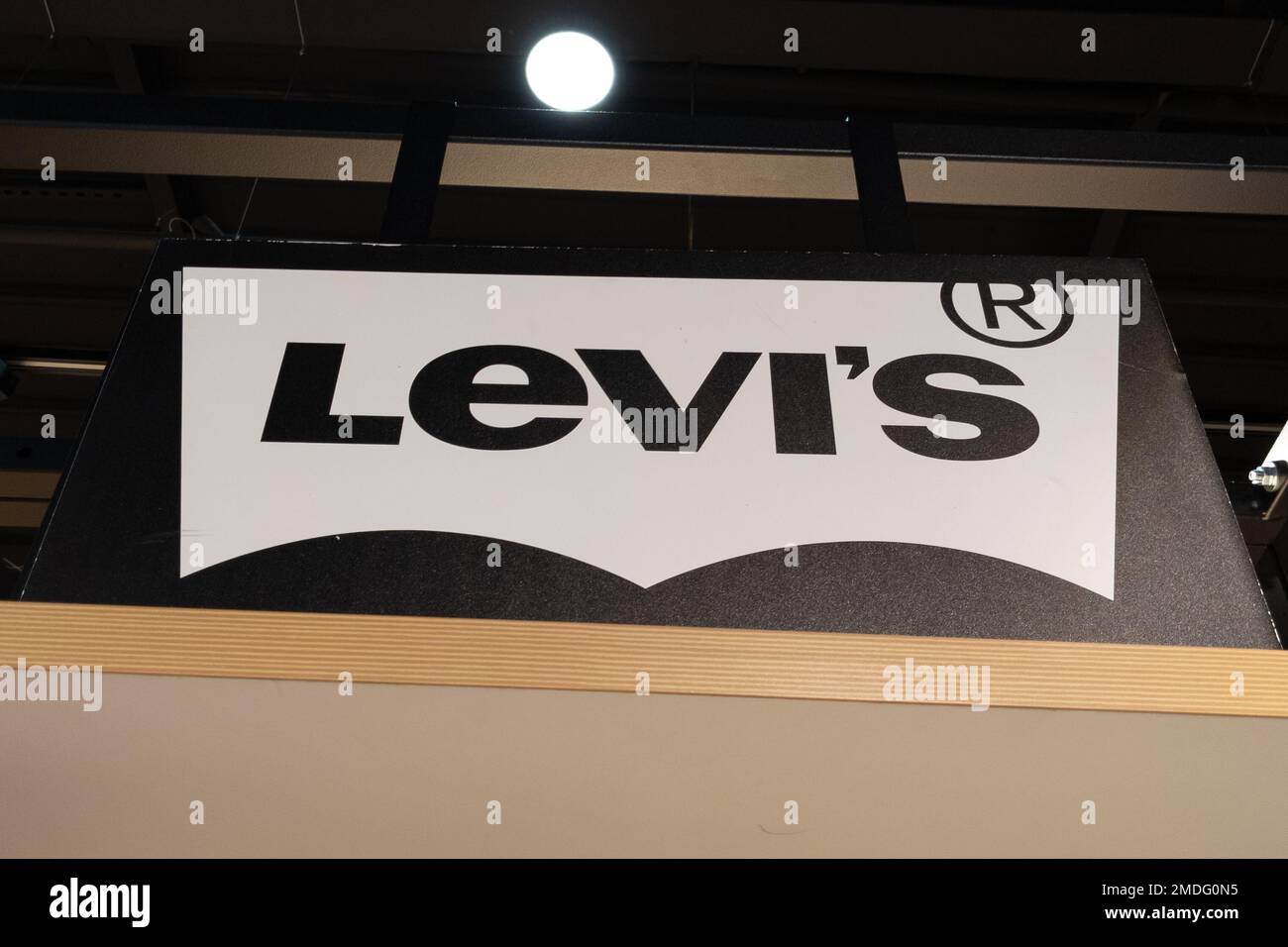 Bordeaux , Aquitaine France - 01 18 2023 : Levi's sign brand and text logo  in store of American shop clothing company made denim jeans levis Stock  Photo - Alamy