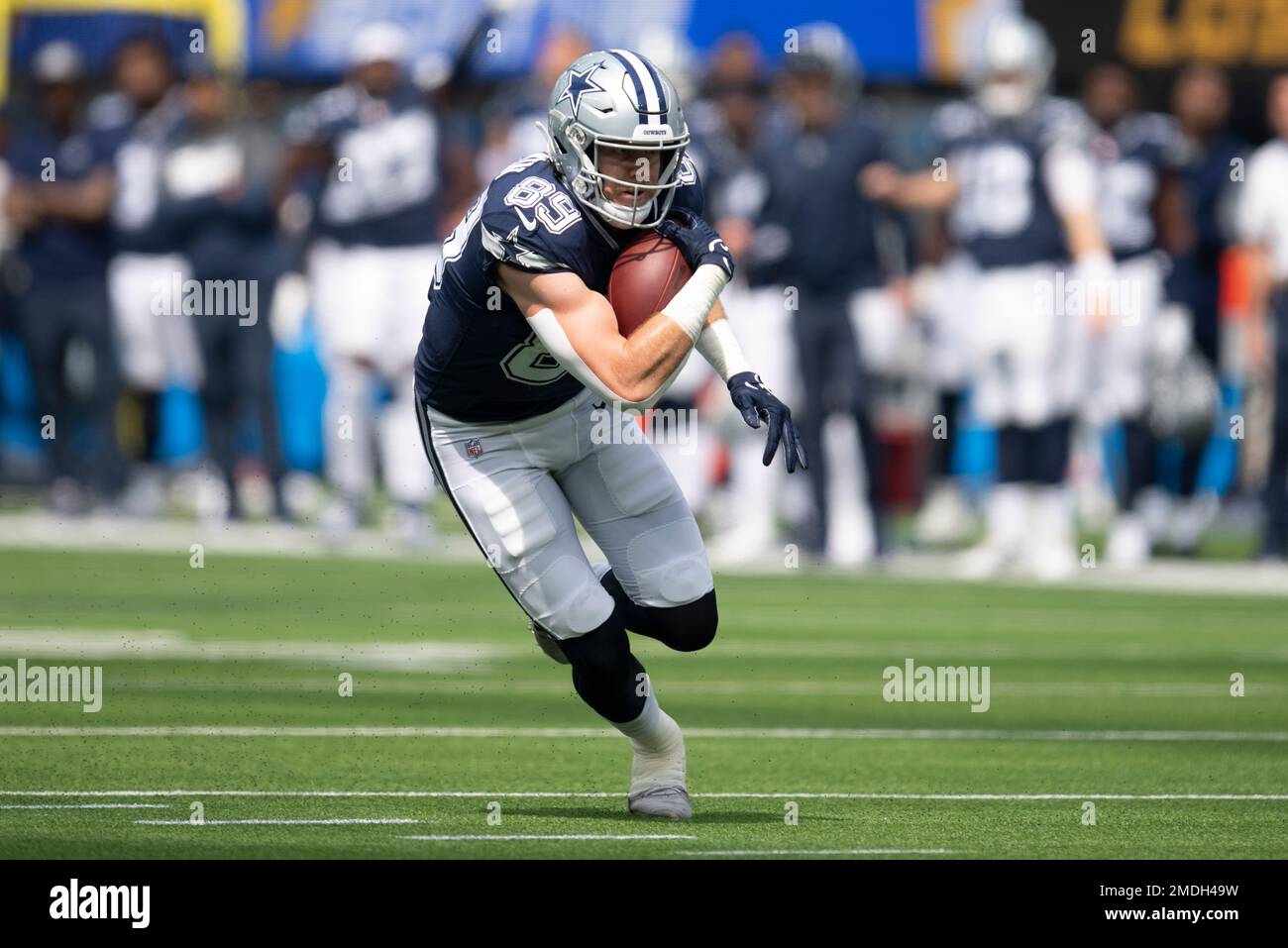 Dallas Cowboys tight end Blake Jarwin (89) sprints with the ball during an  NFL football game against the Los Angeles Chargers Sunday, Sept. 19, 2021,  in Inglewood, Calif. (AP Photo/Kyusung Gong Stock