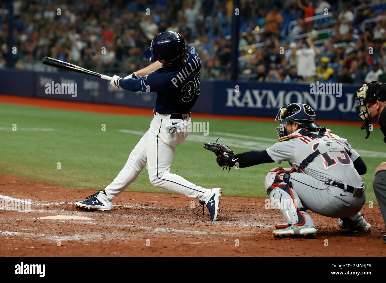 St. Petersburg, United States. 17th May, 2022. St. Petersburg, FL. USA;  Tampa Bay Rays right fielder Brett Phillips (35) prepares to hit during a  major league baseball game against the Detroit Tigers