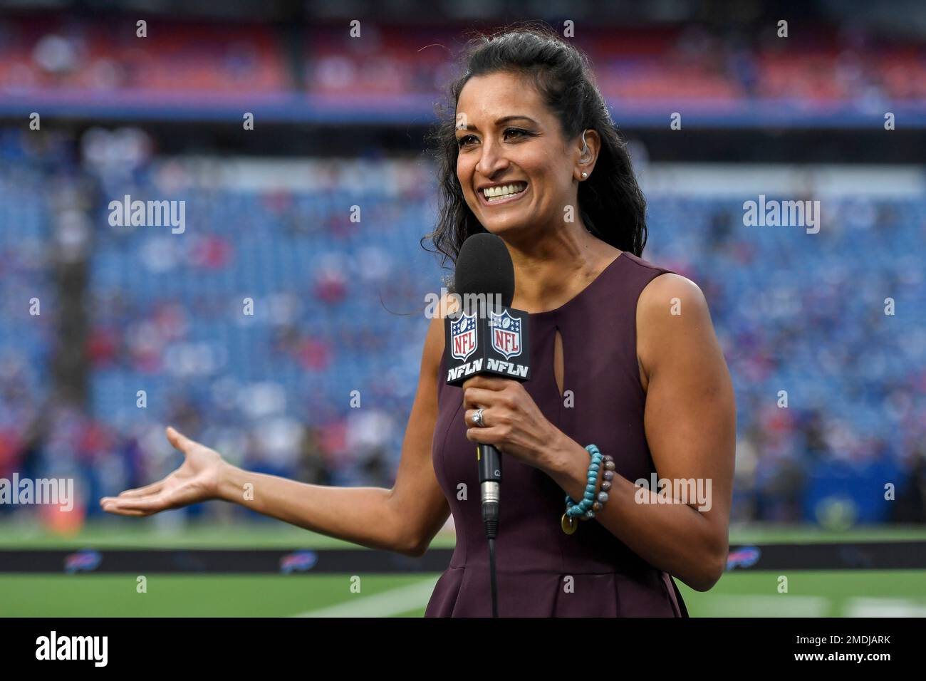 NFL Network reporter Aditi Kinkhabwala gives a report before an NFL