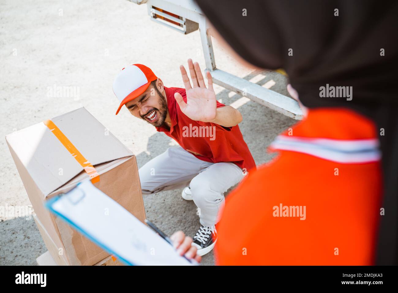 Asian female worker checking hi-res stock photography and images - Alamy
