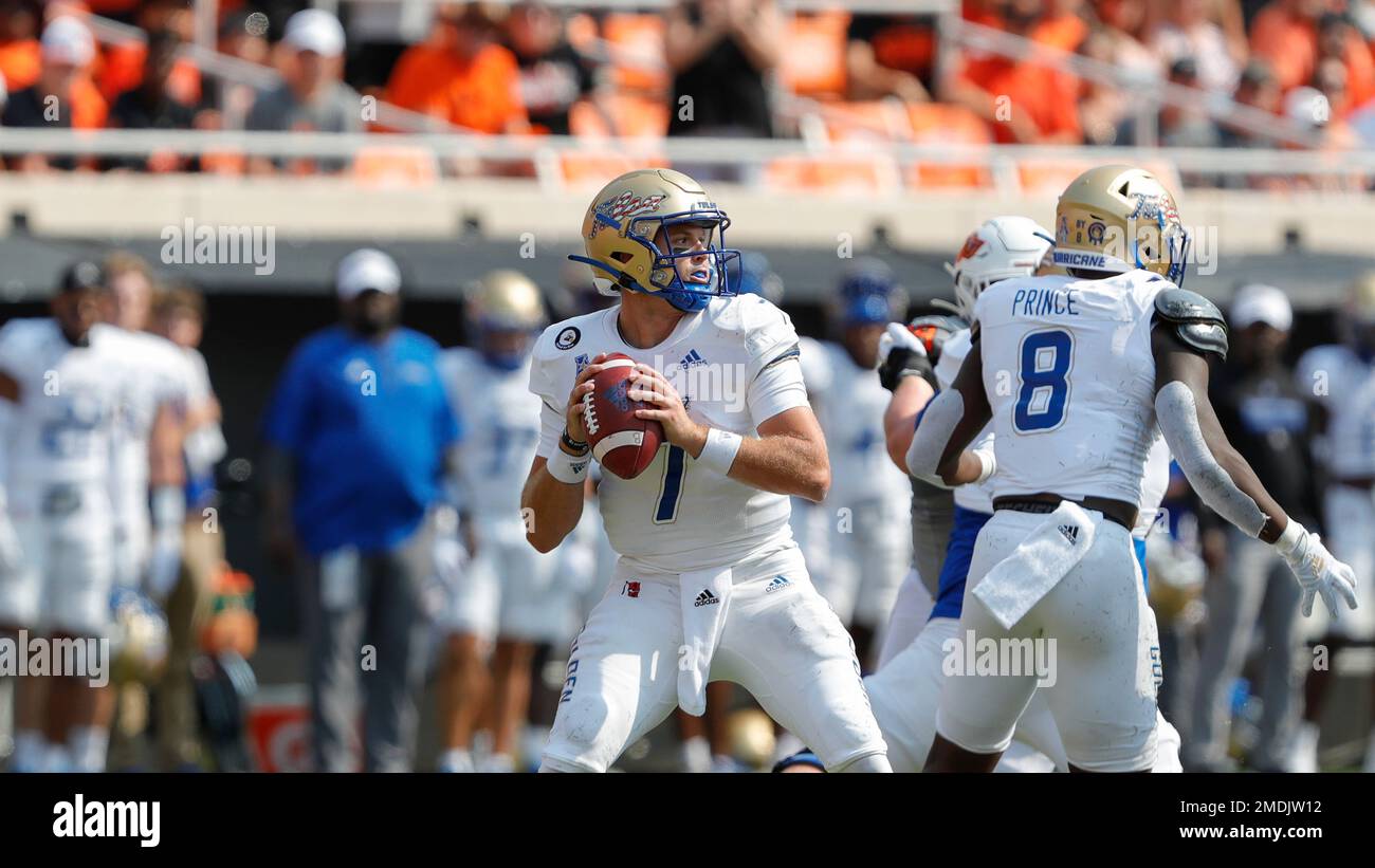 Tulsa quarterback Davis Brin (7) passes the ball against Oklahoma State ...