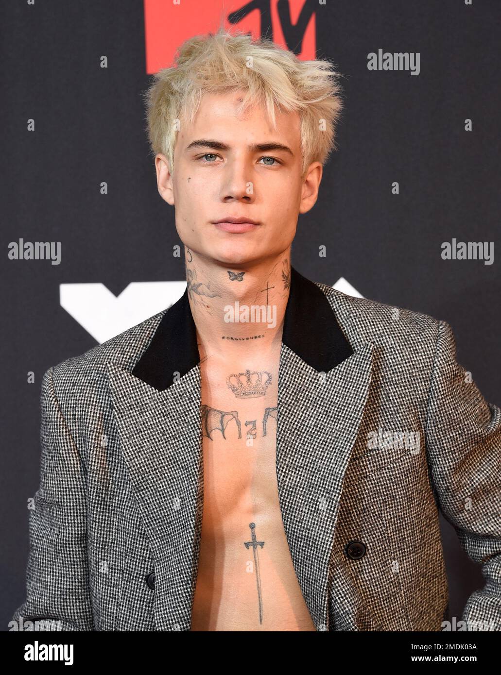 Jaden Hossler Jaden Hossler arrives at the MTV Video Music Awards at Barclays Center