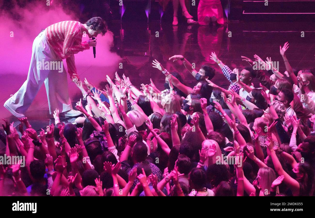 Shawn Mendes performs "Summer of Love" at the MTV Video Music Awards at