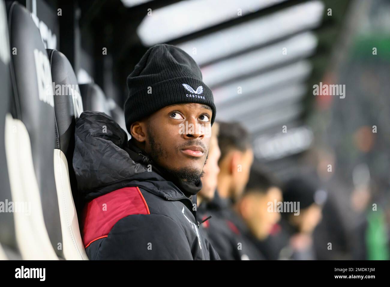 Callum HUDSON-ODOI (LEV) on the bench with muetze Soccer 1st Bundesliga, 16th matchday, Borussia Monchengladbach (MG) - Bayer 04 Leverkusen (LEV) 2: 3, on January 22nd, 2023 in Borussia Monchengladbach / Germany. #DFL regulations prohibit any use of photographs as image sequences and/or quasi-video # Stock Photo