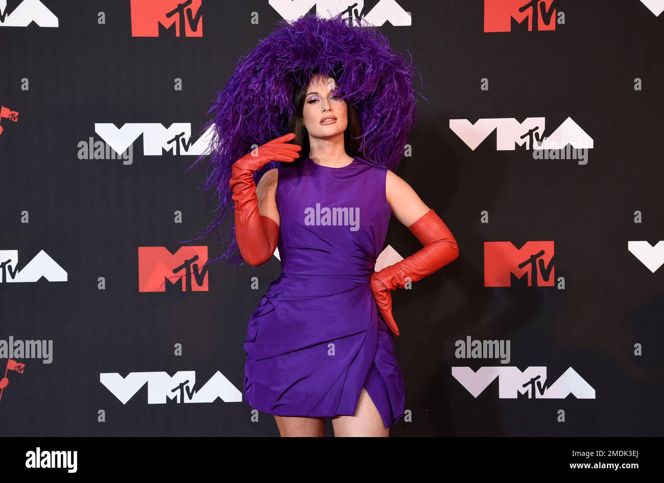 kacey musgraves purple dress Kacey Musgraves stuns on the #CMAawards red carpet. :GettyImages