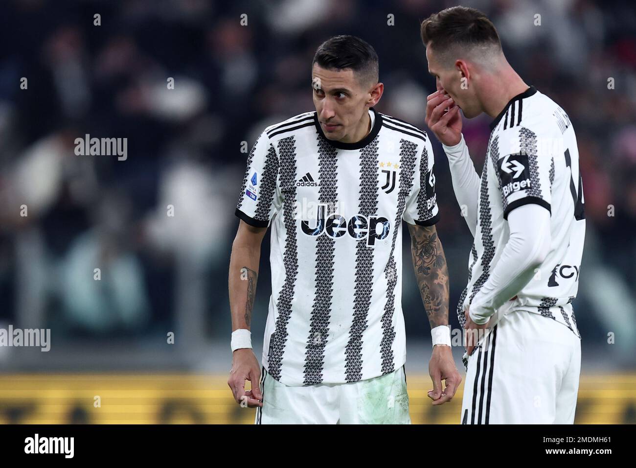 Torino, Italy. 22nd Jan, 2023. Filip Kostic of Juventus Fc (R) talks to Angel Di Maria of Juventus Fc (L) during the Serie A football match beetween Juventus Fc and Atalanta Bc at Allianz Stadium on January 22, 2023 in Turin, Italy . Credit: Marco Canoniero/Alamy Live News Stock Photo