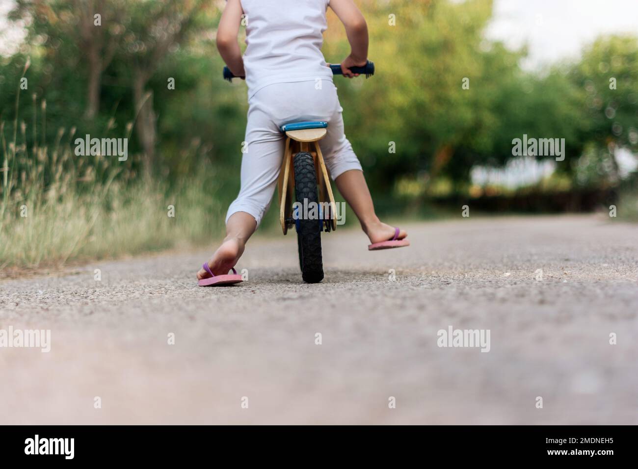 Girls legs rear view hi-res stock photography and images - Alamy