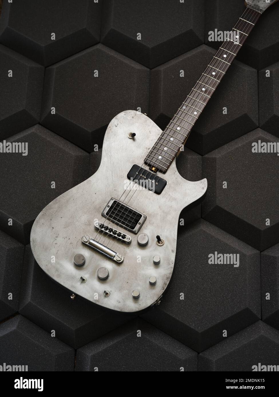 Manson Guitar Works Matt Bellamy DL0R electric guitar Stock Photo Alamy