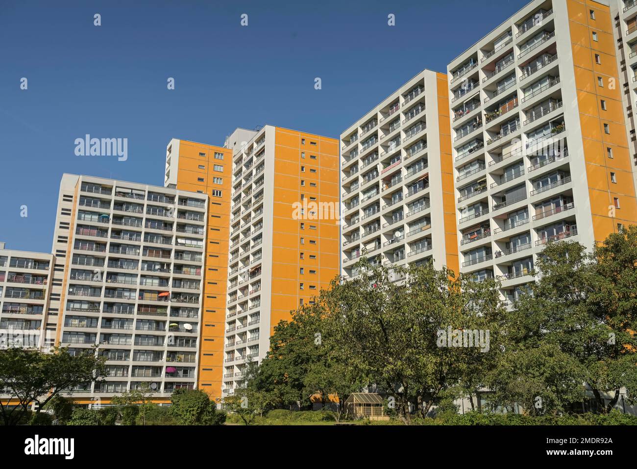 Residential building, Lindenstrasse, Kreuzberg, Berlin, Germany Stock ...