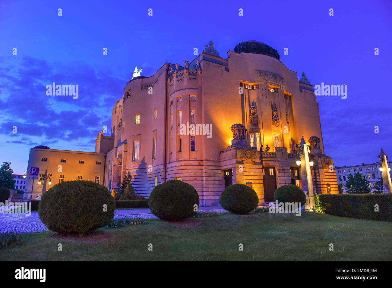 Cottbus state theater hi-res stock photography and images - Alamy