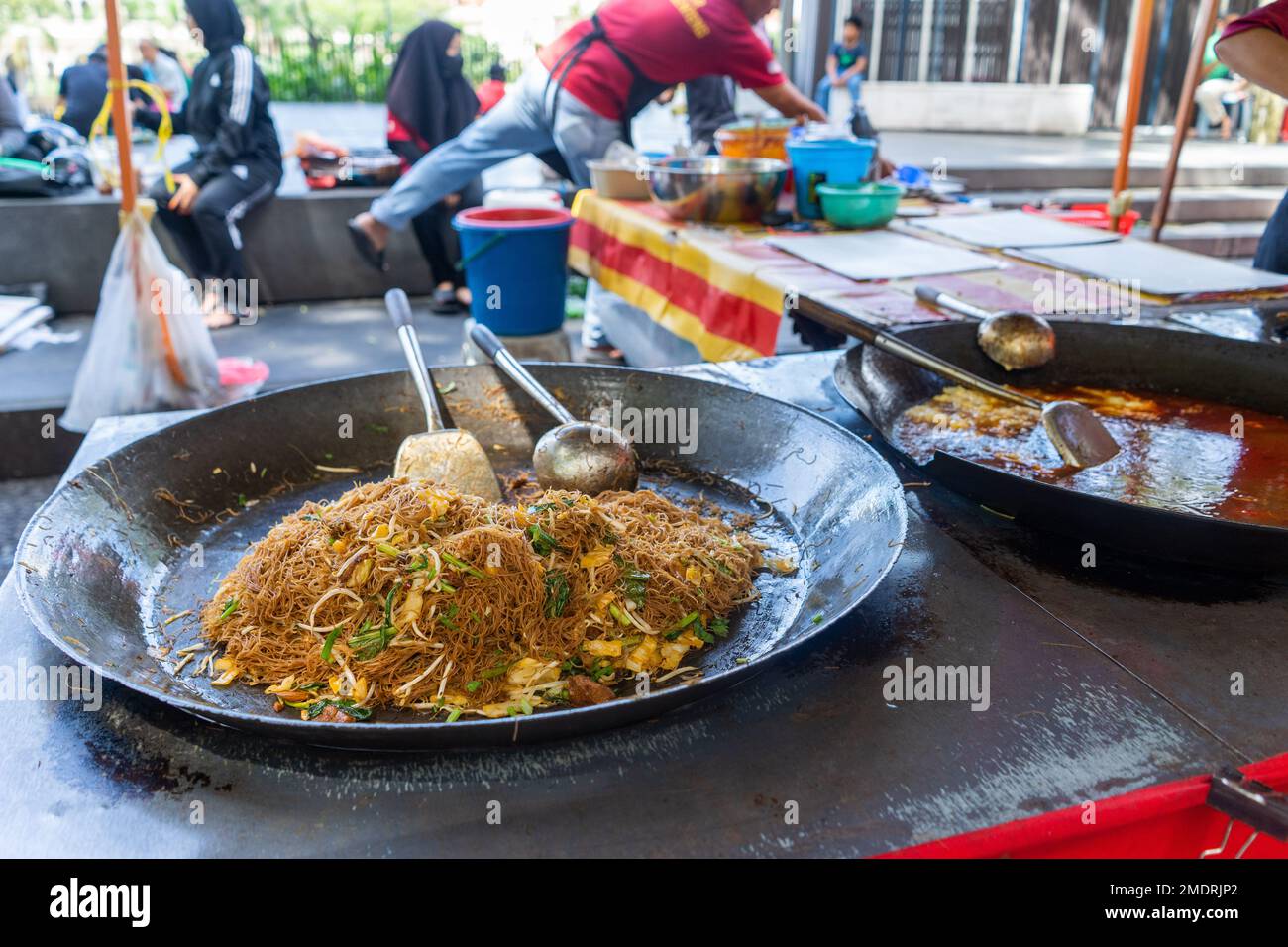 Stir Fried noodles at food market in Masjid Jamek Kuala Lumpur ...